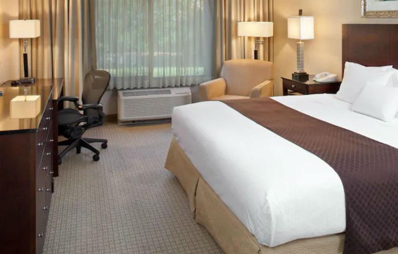 Doubletree By Hilton Charlotte Airport Hotel Eksteriør billede