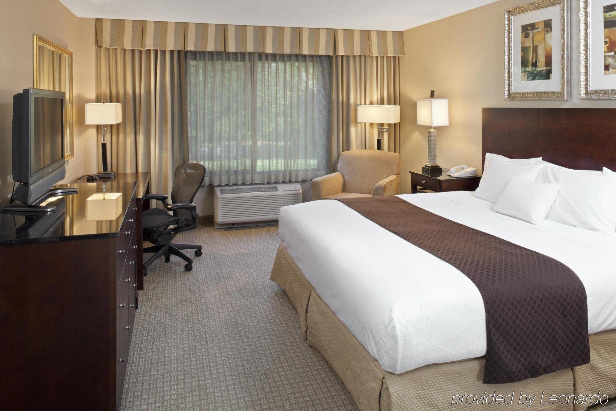 Doubletree By Hilton Charlotte Airport Hotel Værelse billede