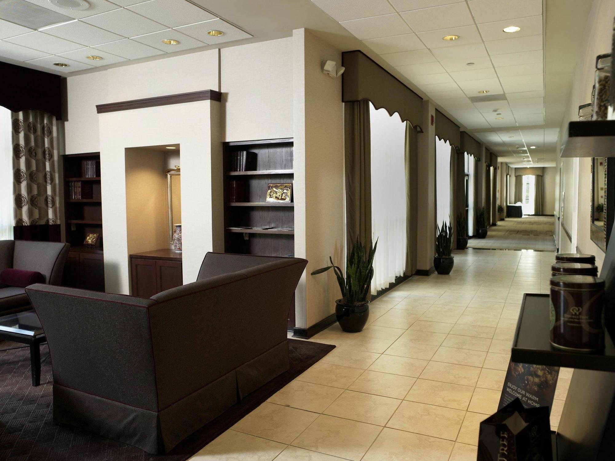 Doubletree By Hilton Charlotte Airport Hotel Eksteriør billede