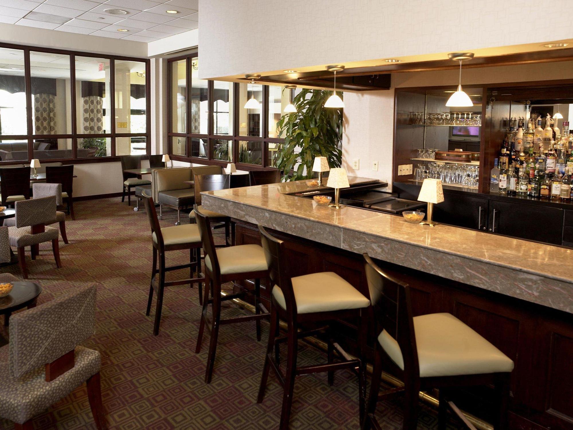 Doubletree By Hilton Charlotte Airport Hotel Eksteriør billede